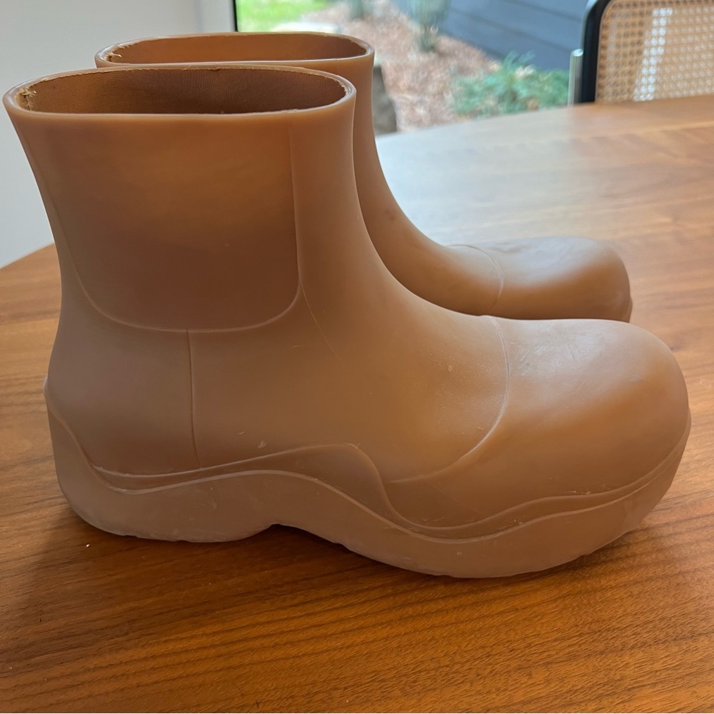 Bottega Veneta Sz 39